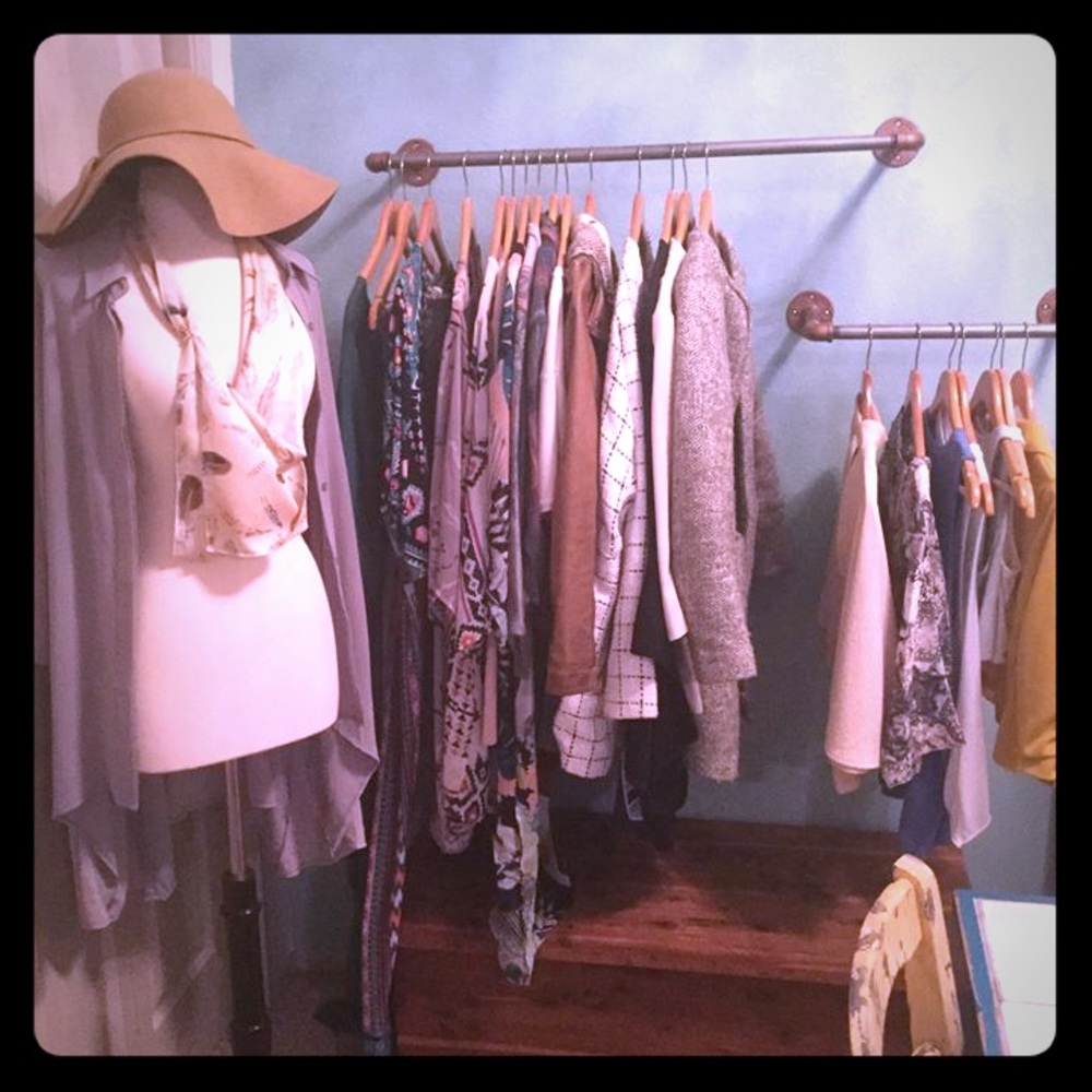 MY ENTIRE INCREDIBLE WARDROBE!!!!